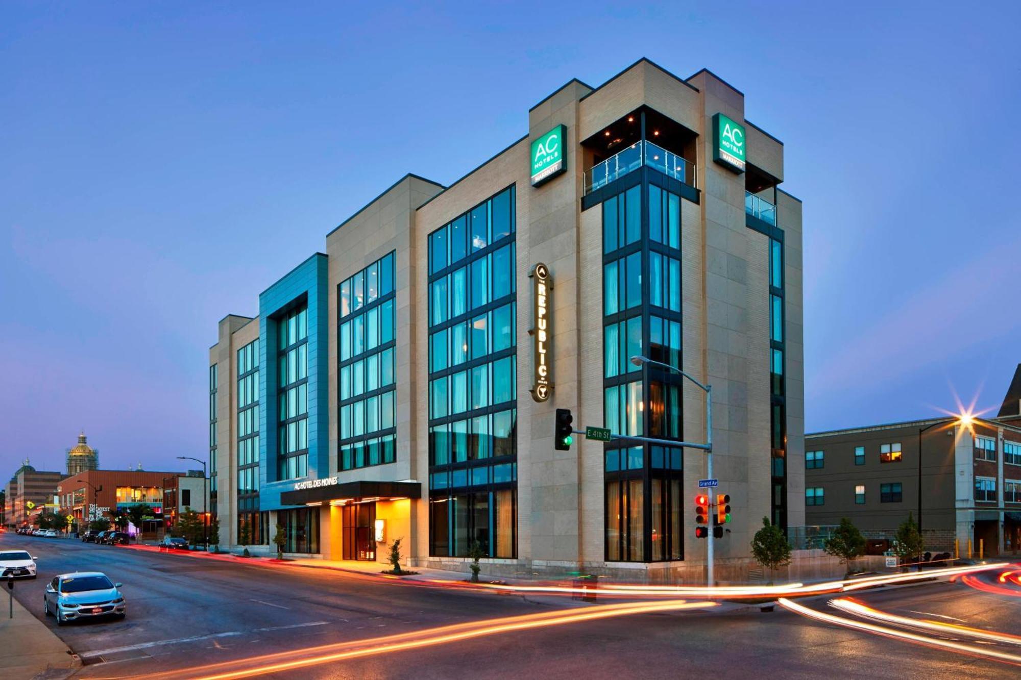 Ac Hotel By Marriott Des Moines East Village Exterior photo